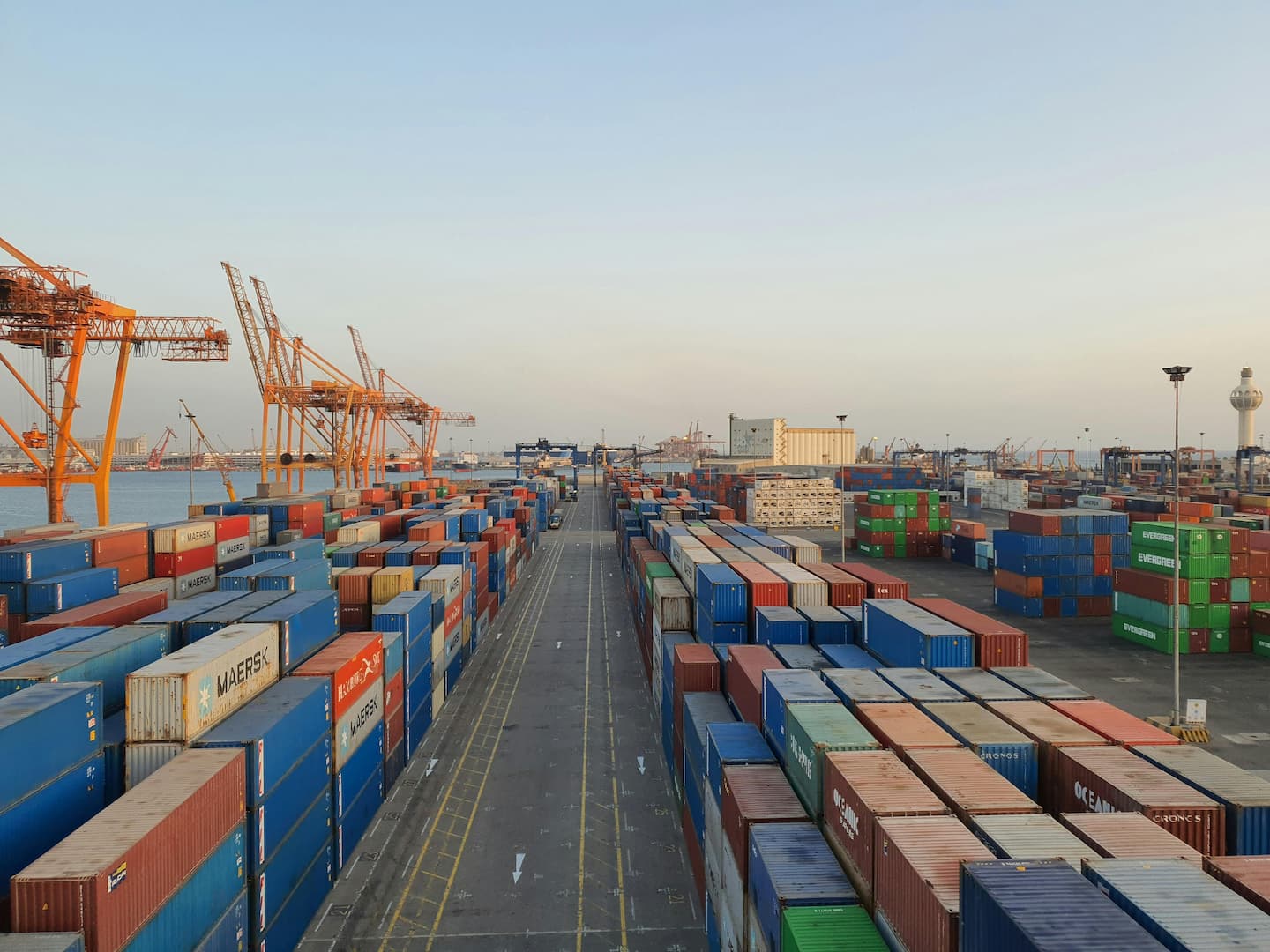 Container Transportation (Drayage) Container Transportation (Drayage)